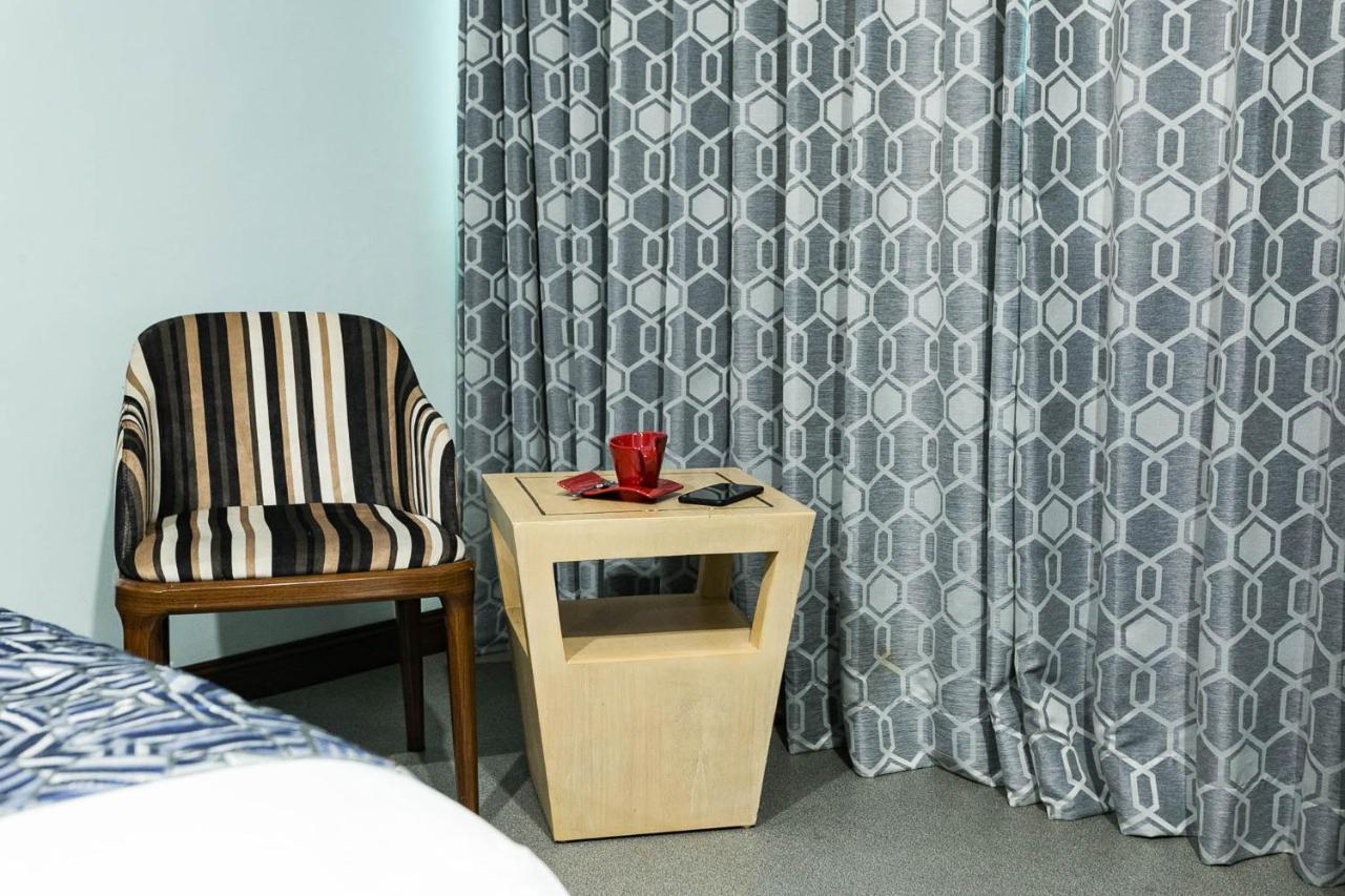 Bay Area Suites Manila Kültér fotó